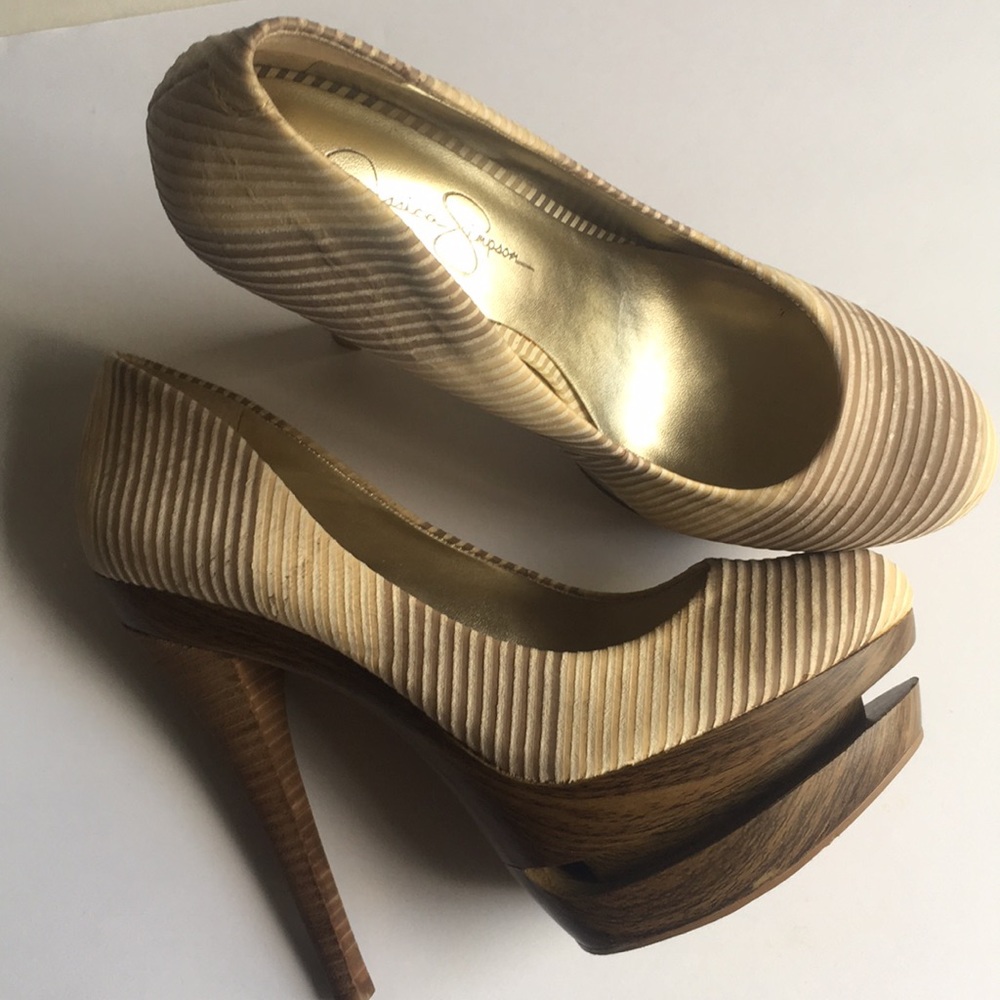 Jessica Simpson Colie heels